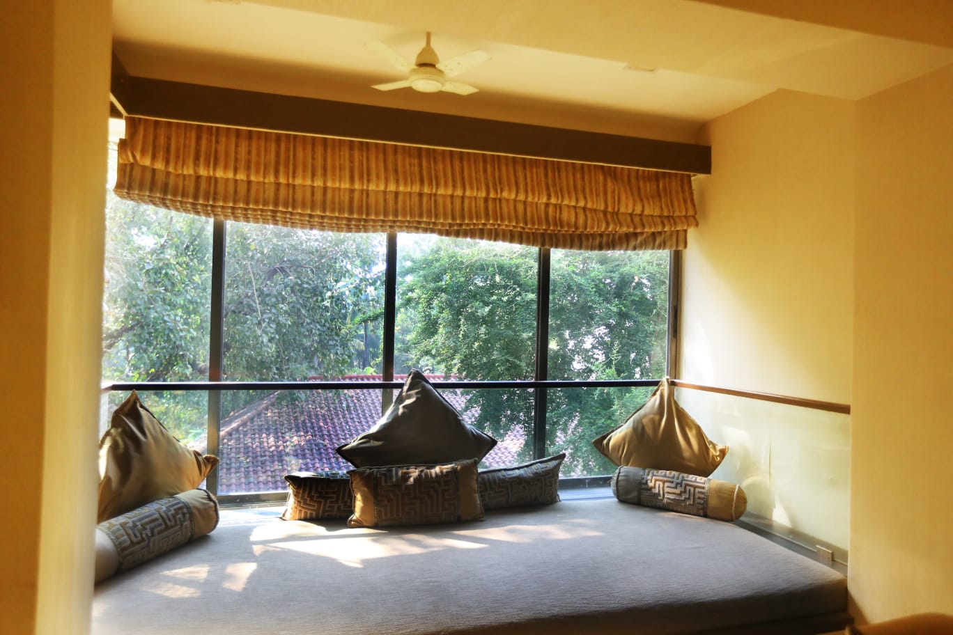 4 BHK Apartment for Sale in Juhu Mumbai