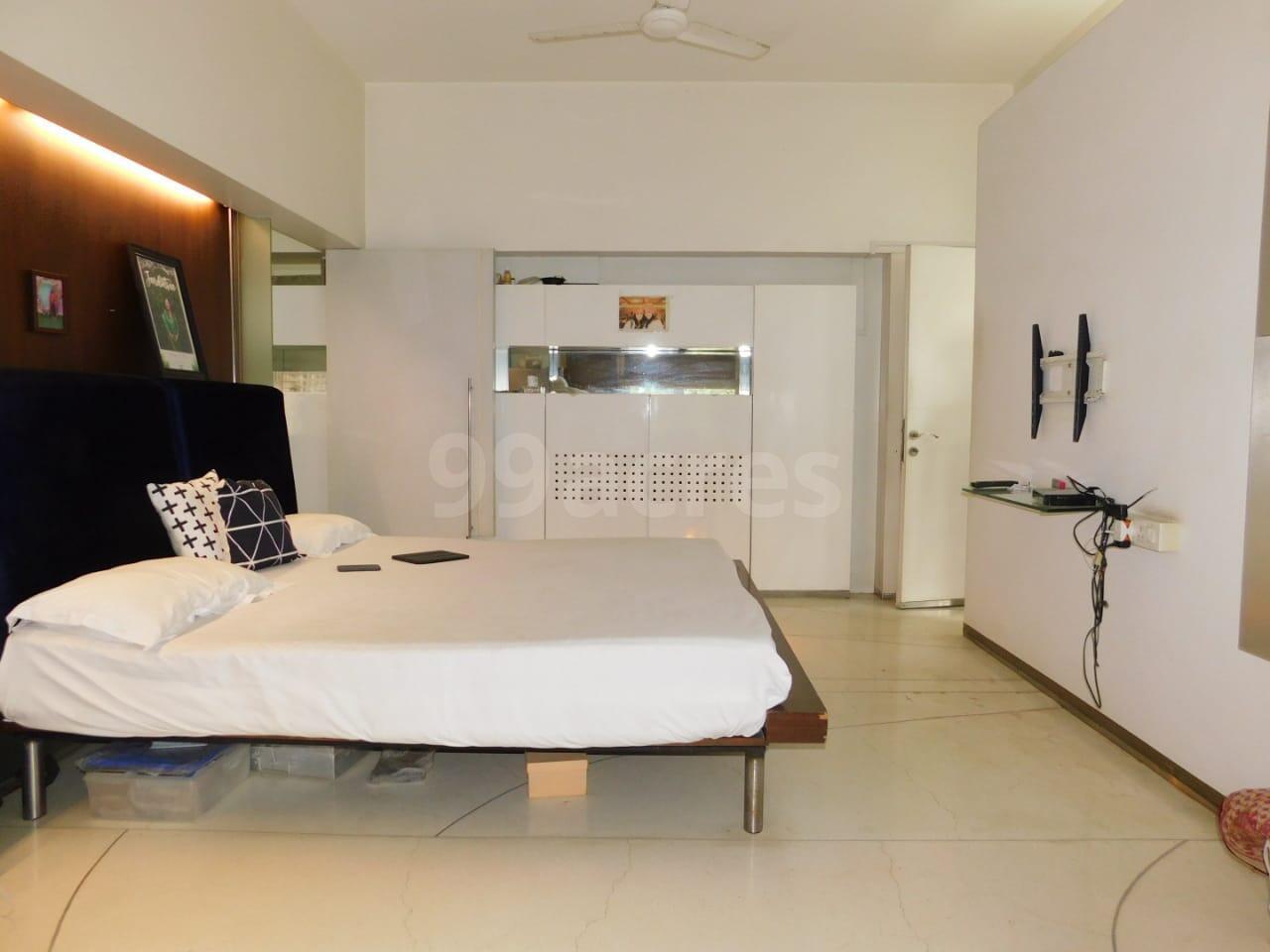 3 BHK Apartment for Sale in JVPD Mumbai