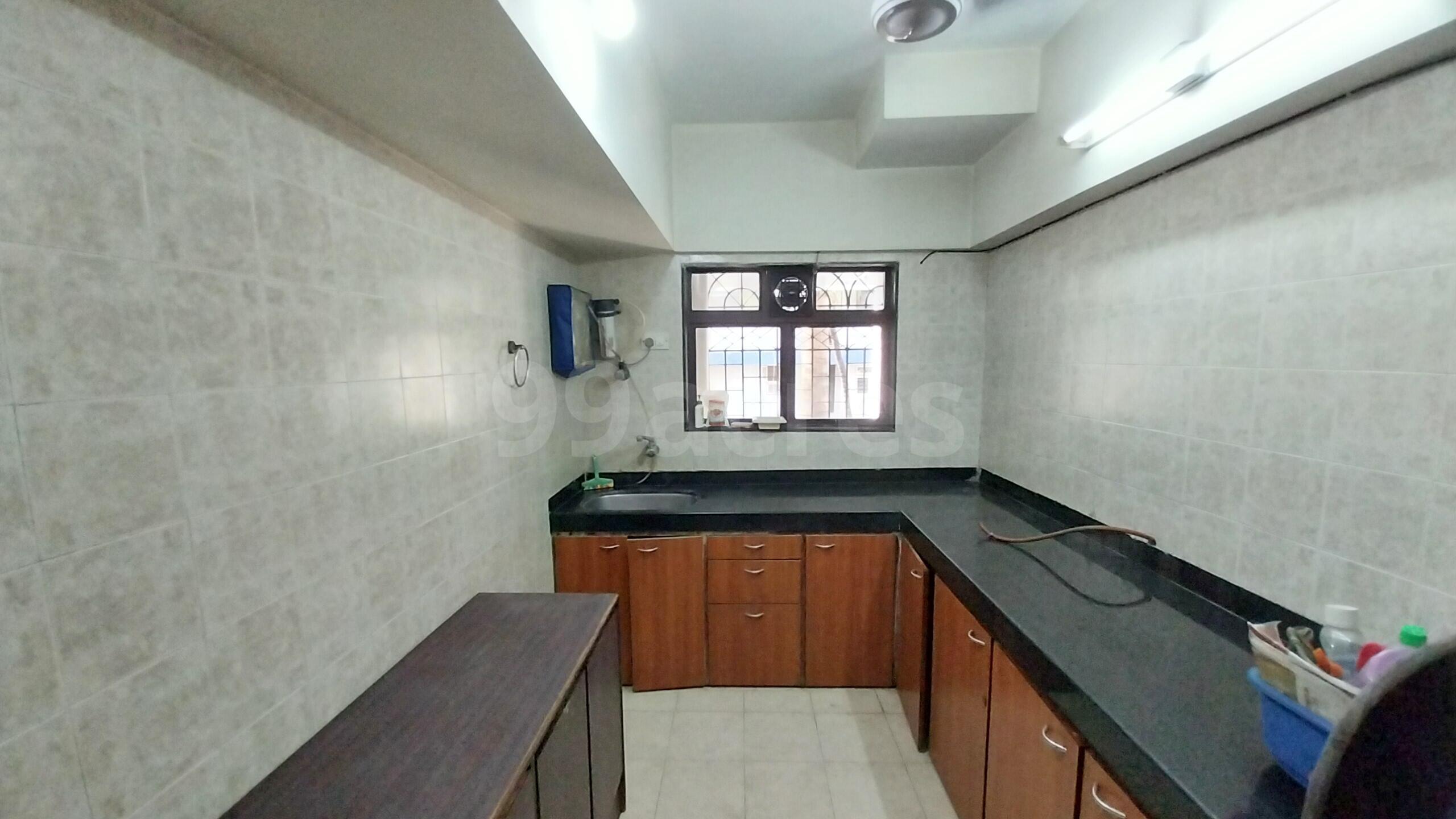 3 BHK Apartment for Sale in Almeida park Mumbai