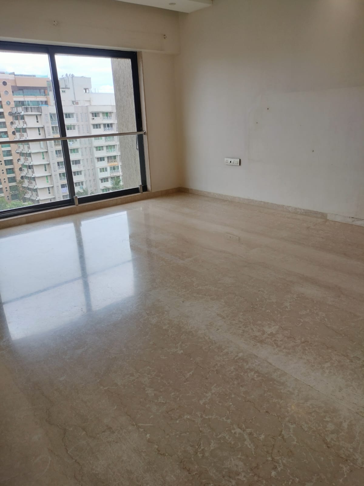 3 BHK Apartment for Rent in 16th Road Mumbai