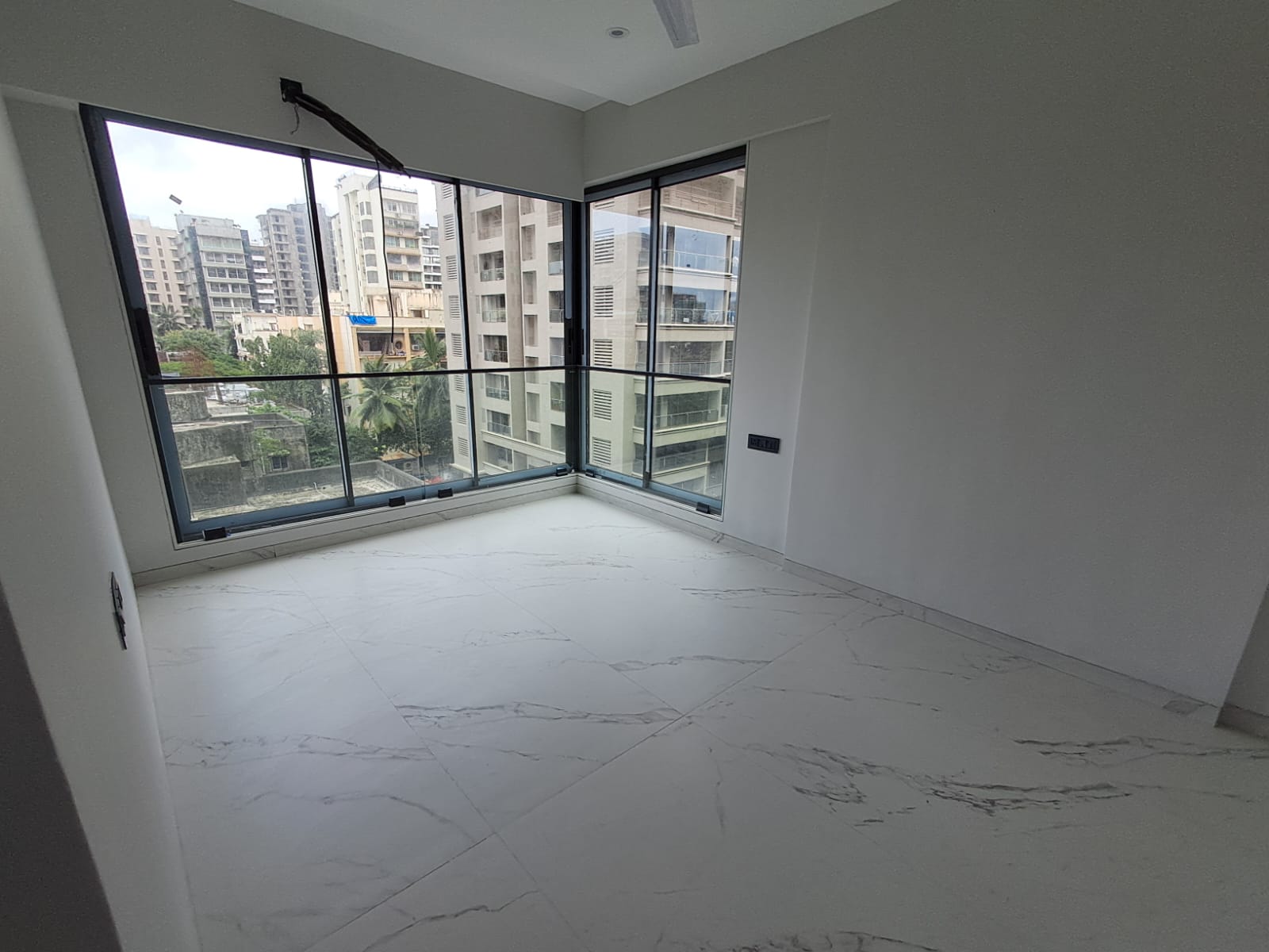 2 BHK Apartment for Sale in Khar West Mumbai