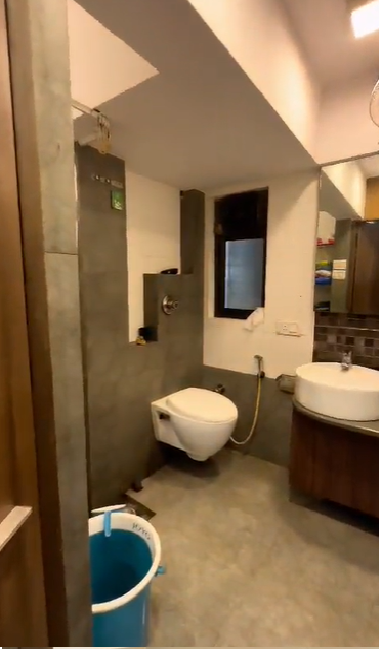 3 BHK Apartment for Sale in Gulmohar Cross Road no.7 Mumbai