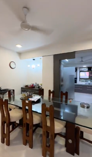 3 BHK Apartment for Sale in Gulmohar Cross Road no.7 Mumbai
