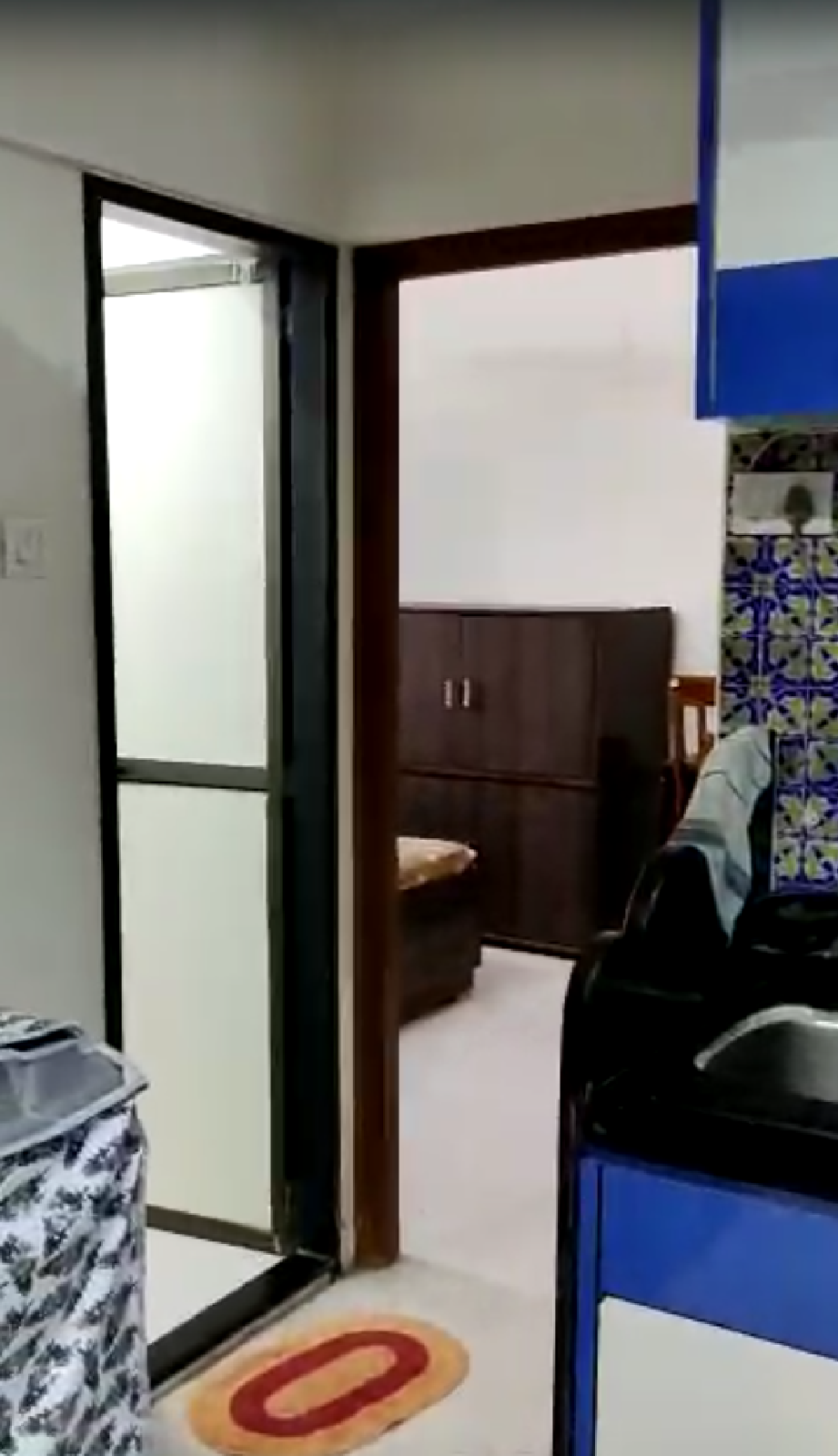 2 BHK Apartment for Rent in 16th Road Mumbai
