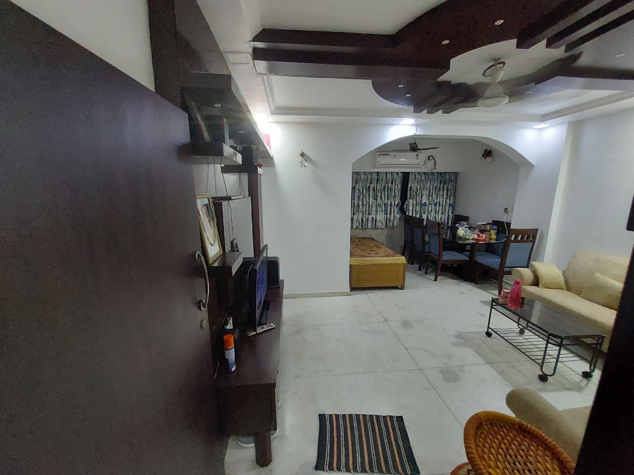 2 BHK Apartment for Rent in Reclamation Mumbai