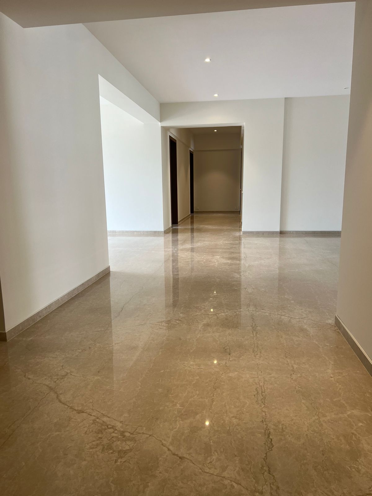 4 BHK Apartment for Rent Mumbai