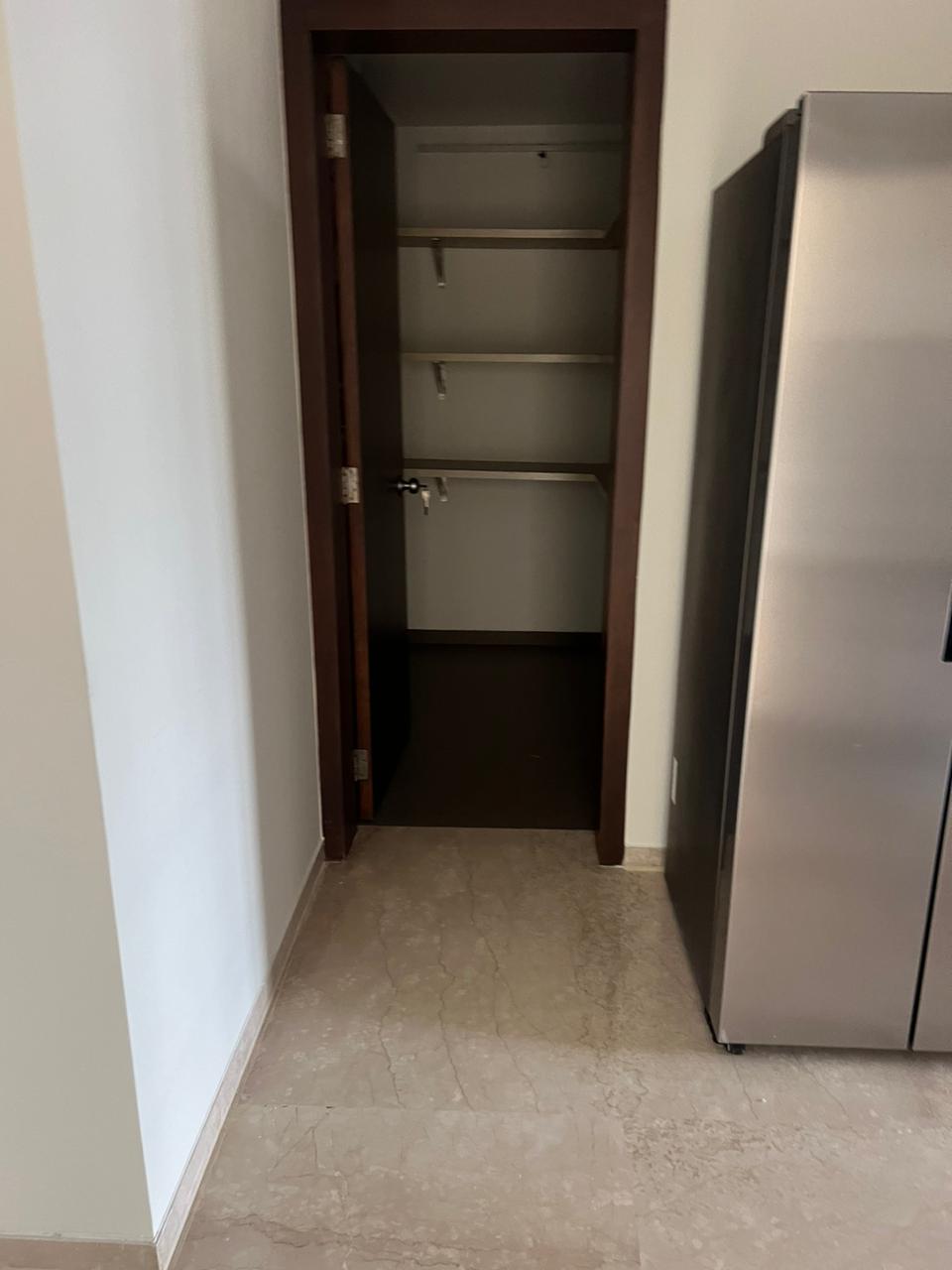 4 BHK Apartment for Rent Mumbai