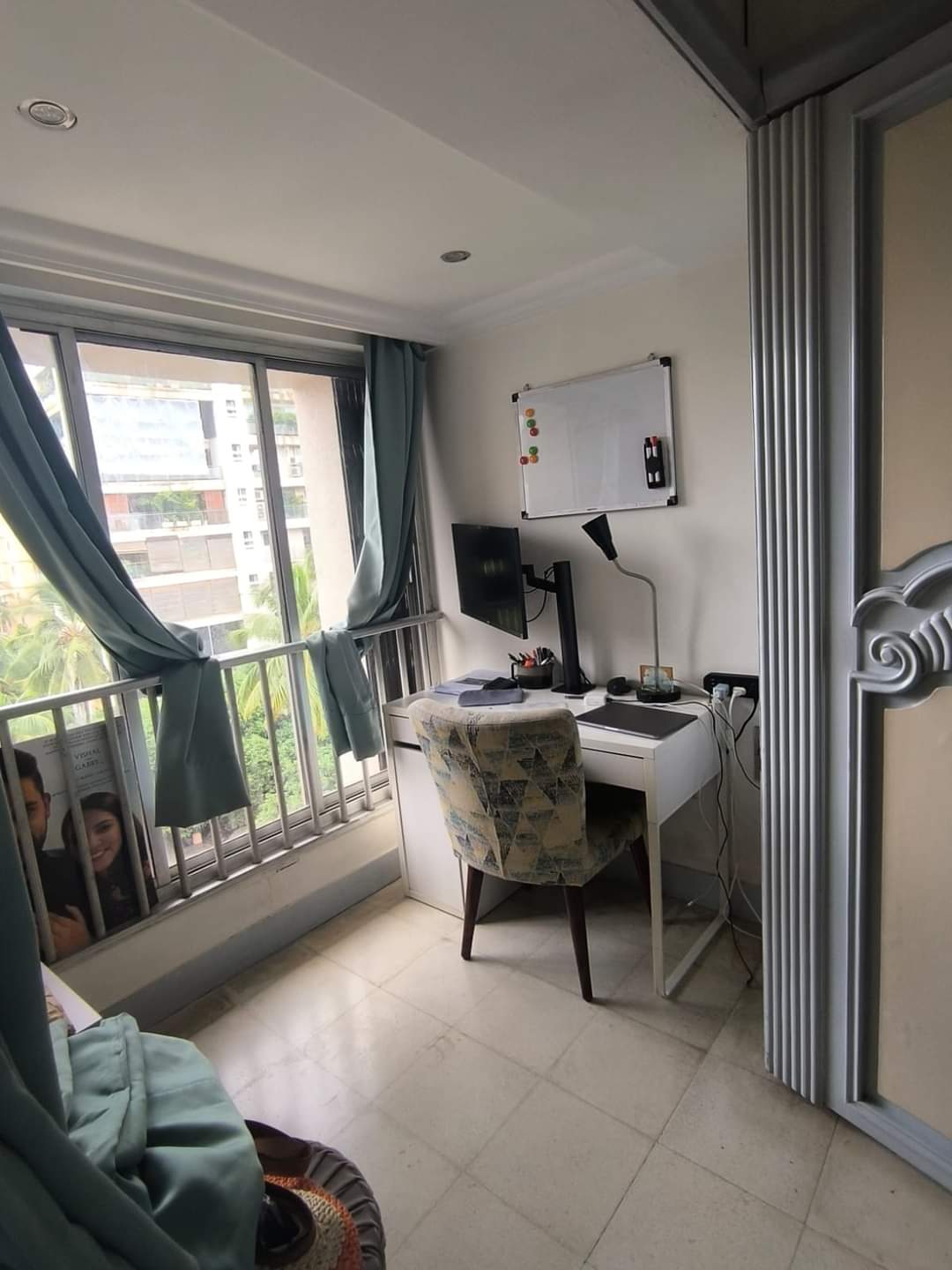 3 BHK Apartment for Rent in Linking Rd Mumbai