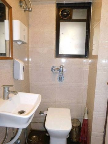 4 BHK Apartment for Sale in Khar West Mumbai