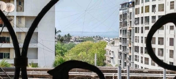 4 BHK Apartment for Sale in Khar West Mumbai