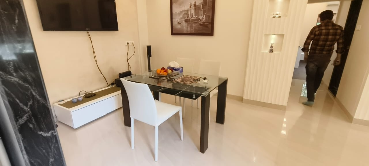 2 BHK Apartment for Rent in Bandra West Mumbai