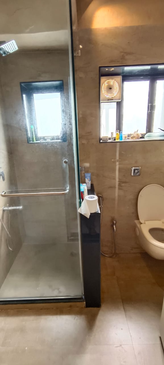 2 BHK Apartment for Rent in Bandra West Mumbai