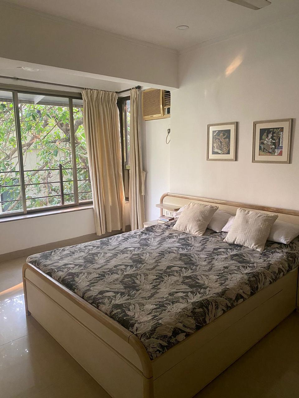 3 BHK Apartment for Sale in Juhu Mumbai