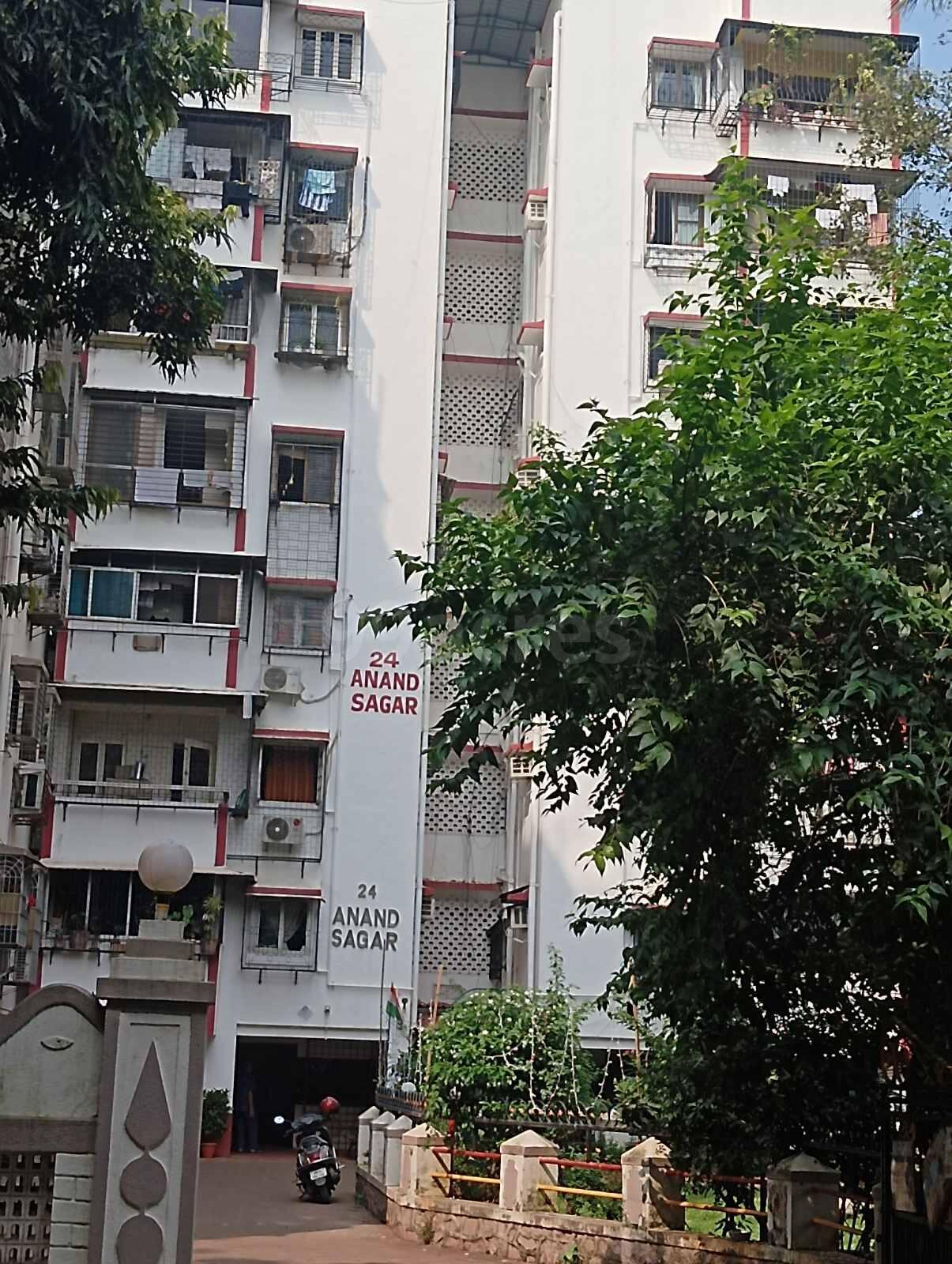 2 BHK Apartment for Rent in Bandra West Mumbai