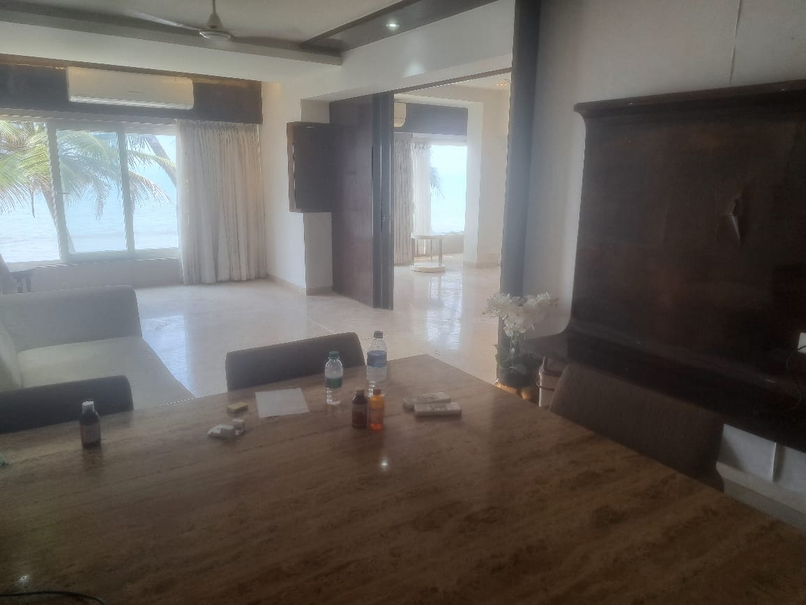 2 BHK Apartment for Rent in Juhu Mumbai