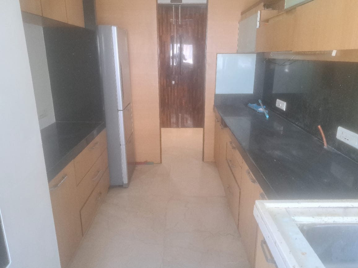 2 BHK Apartment for Rent in Juhu Mumbai