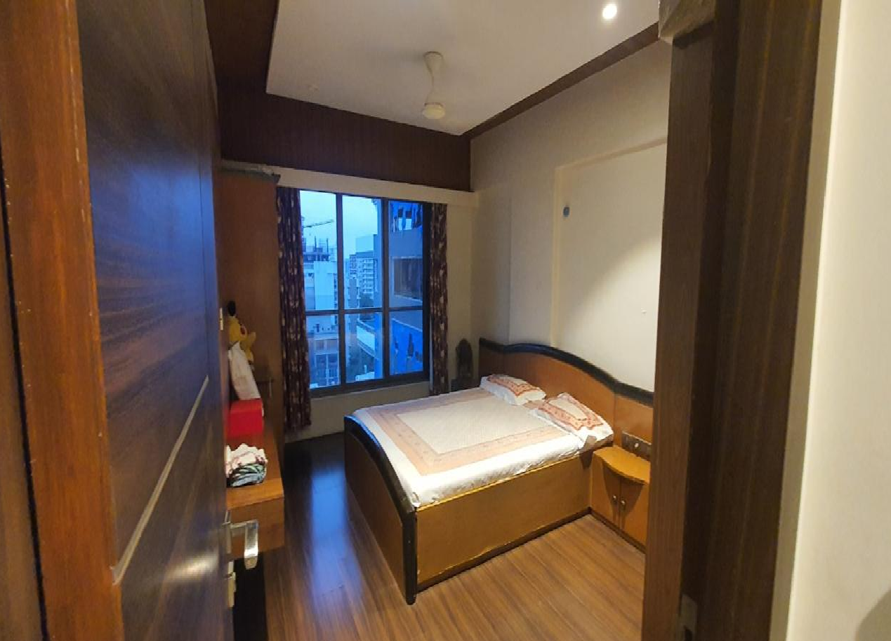 4 BHK Apartment for Rent in Khar West Mumbai