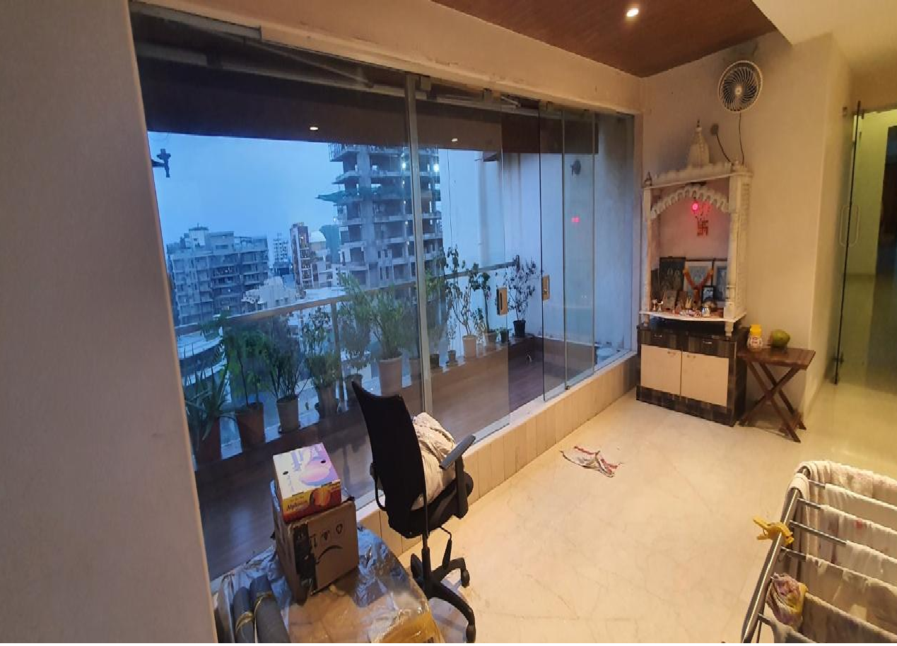 4 BHK Apartment for Rent in Khar West Mumbai