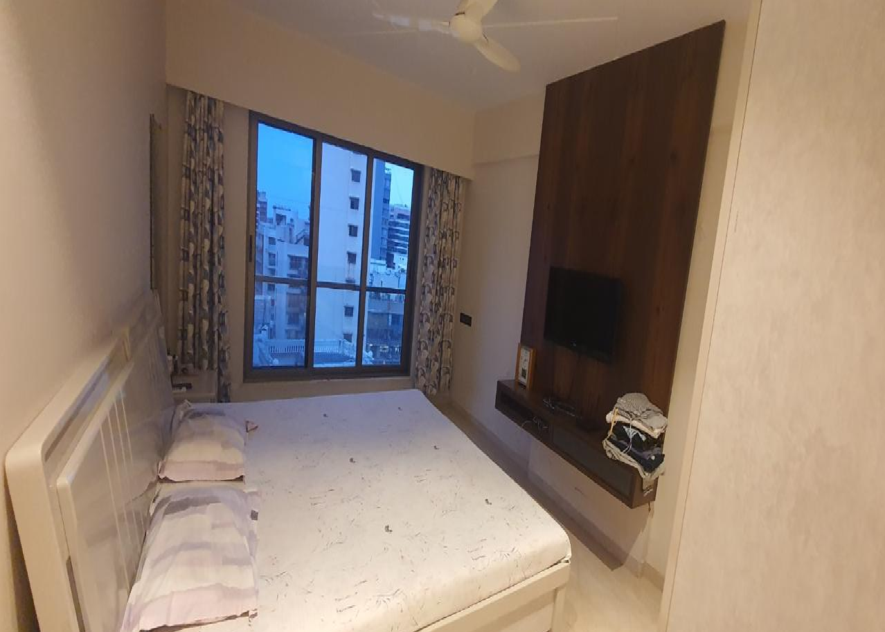 4 BHK Apartment for Rent in Khar West Mumbai