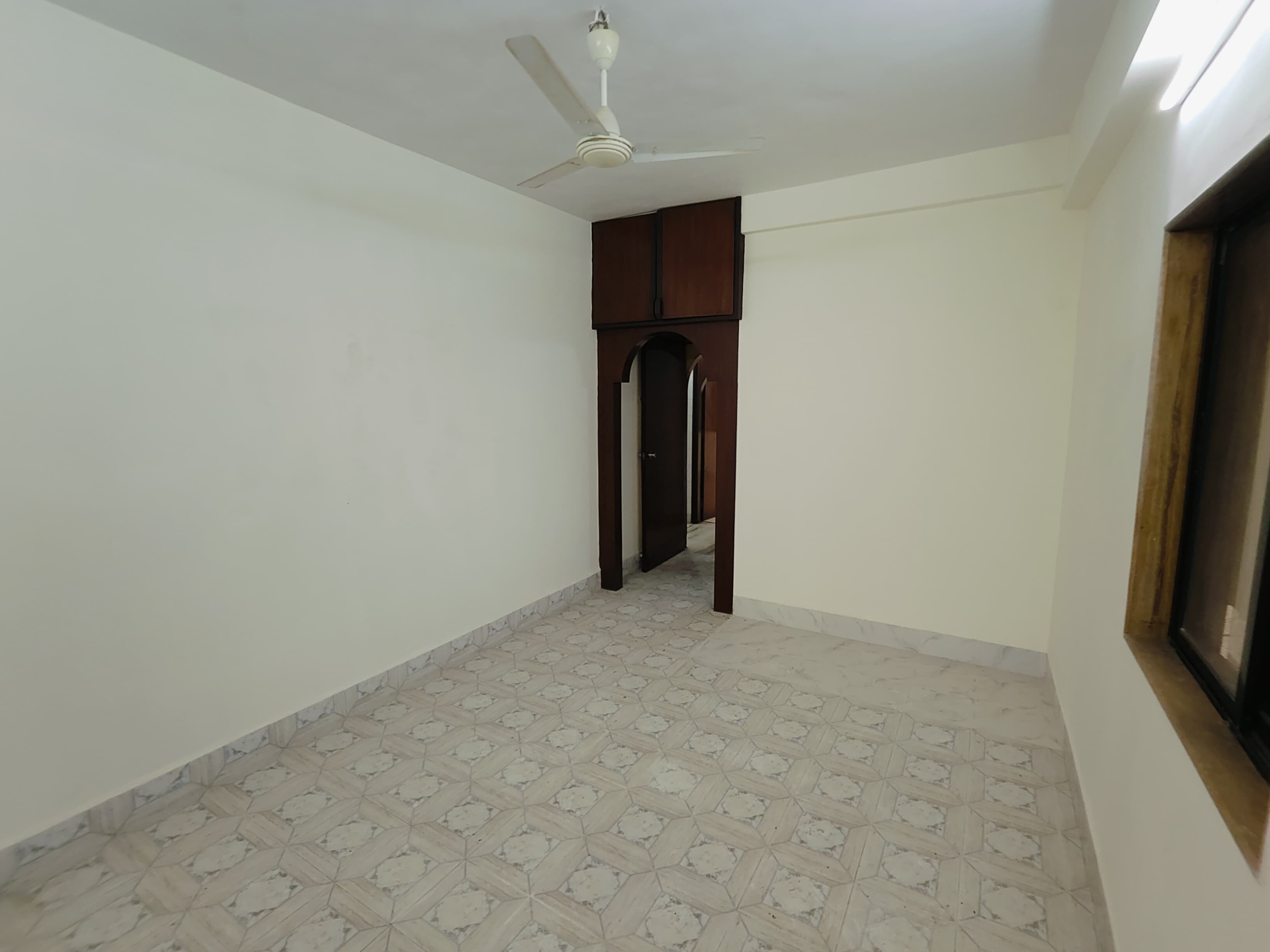 2 BHK Apartment for Rent in Khar West Mumbai