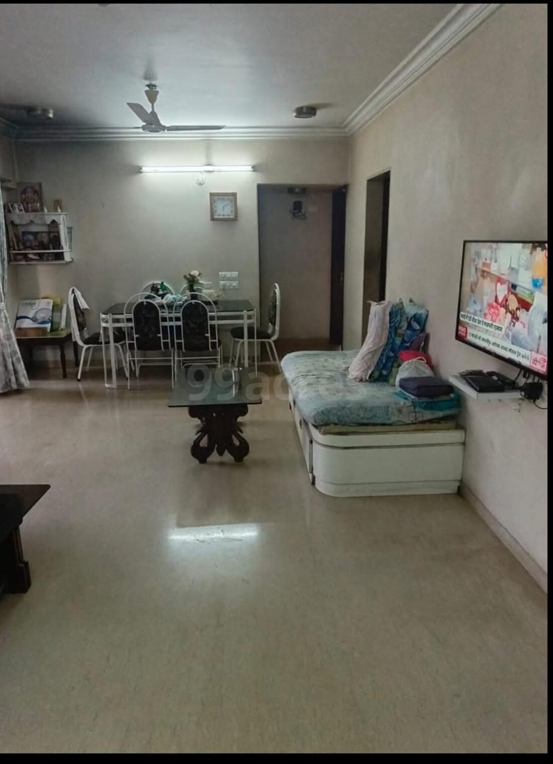 3 BHK Studio Apartment for Rent in Khar West Mumbai