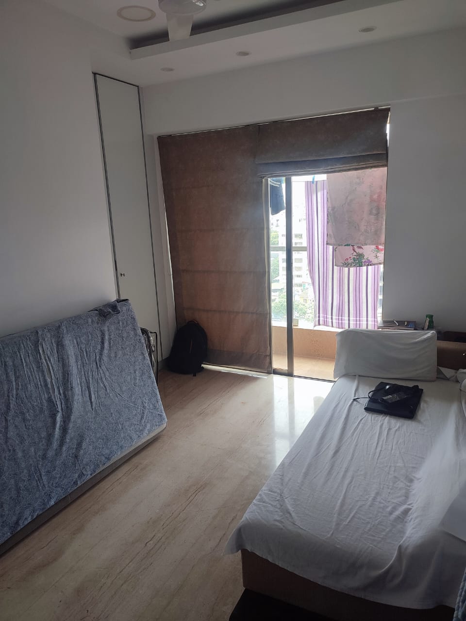 3 BHK Apartment for Sale in 4th Road Mumbai