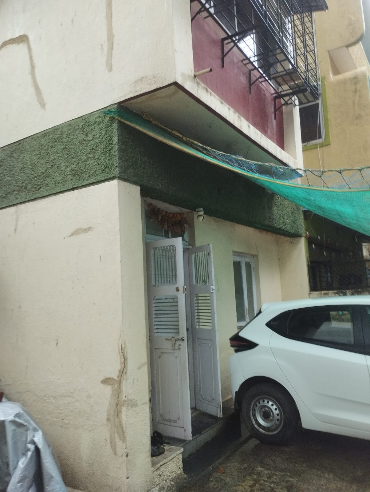 4 BHK Villa for Sale in 20th rd Mumbai