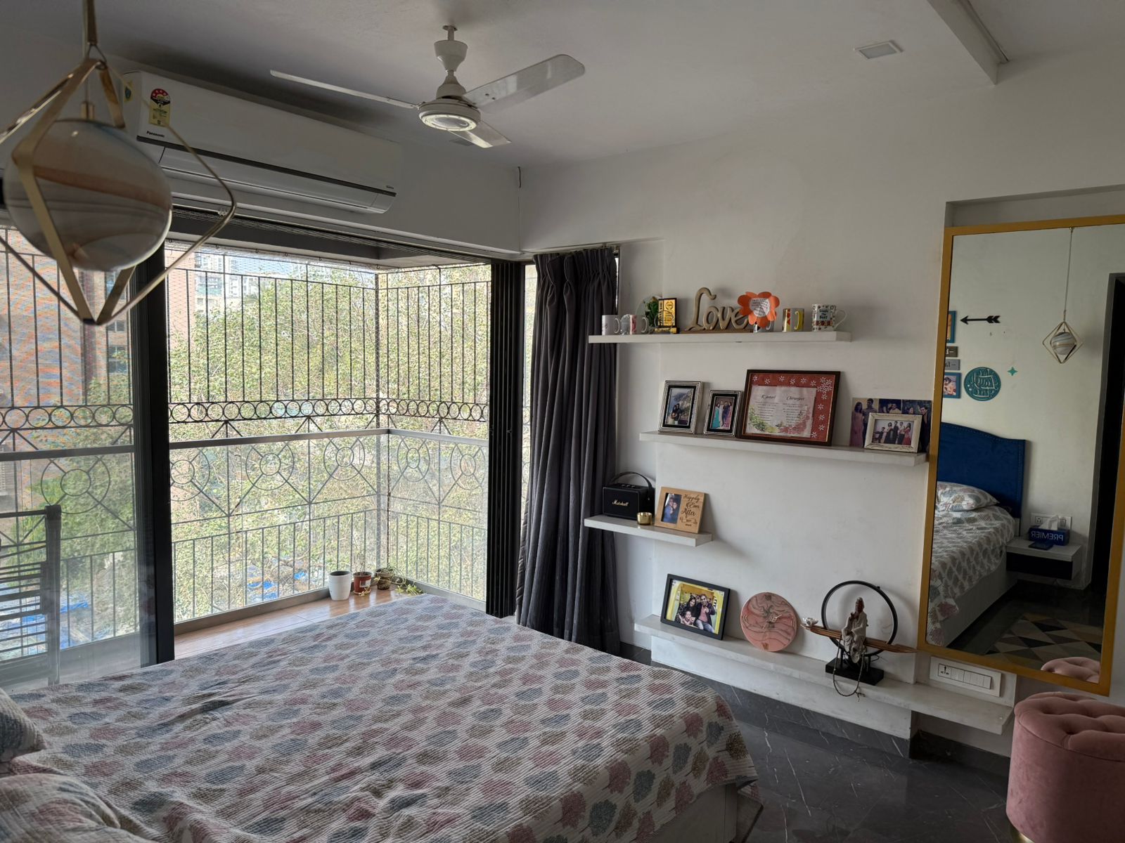 2 BHK Apartment for Rent in Bandra West Mumbai