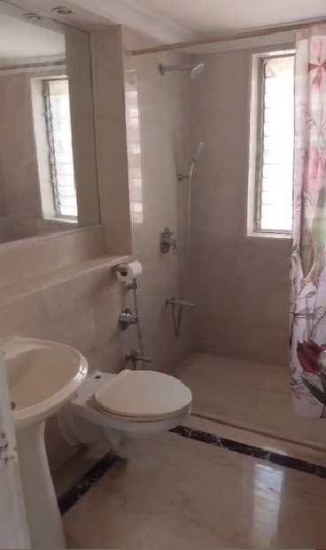 3 BHK Apartment for Sale in West Avenue Road Mumbai