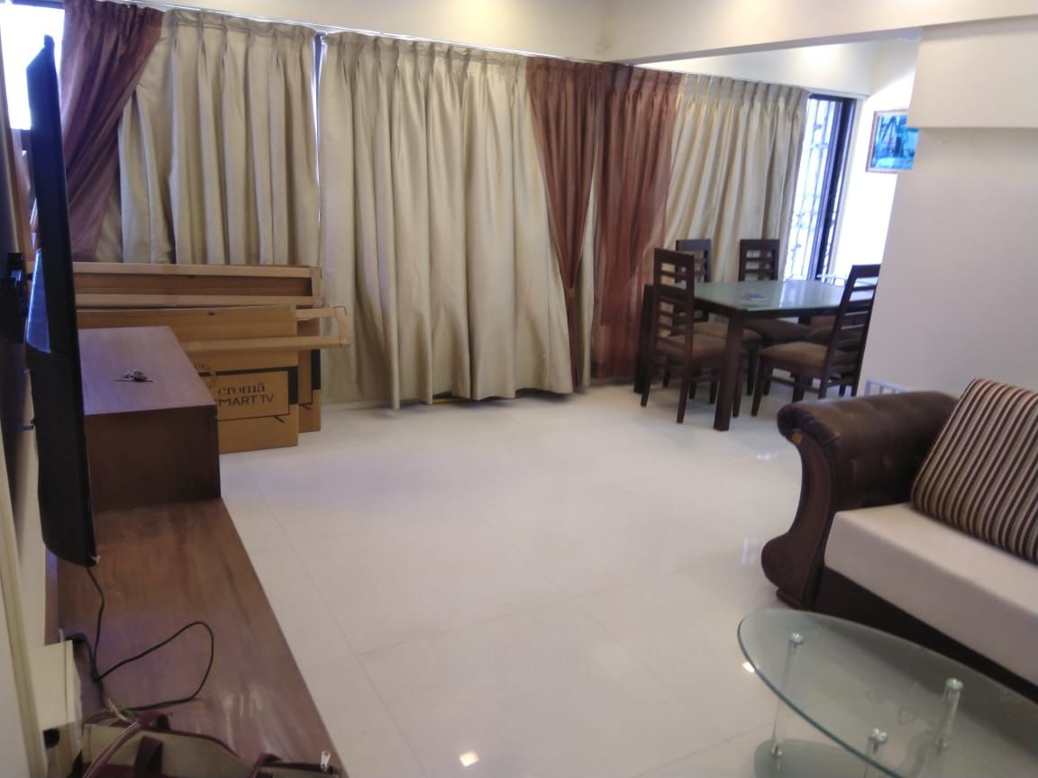 2 BHK Apartment for Rent in St.Martin Rd Mumbai