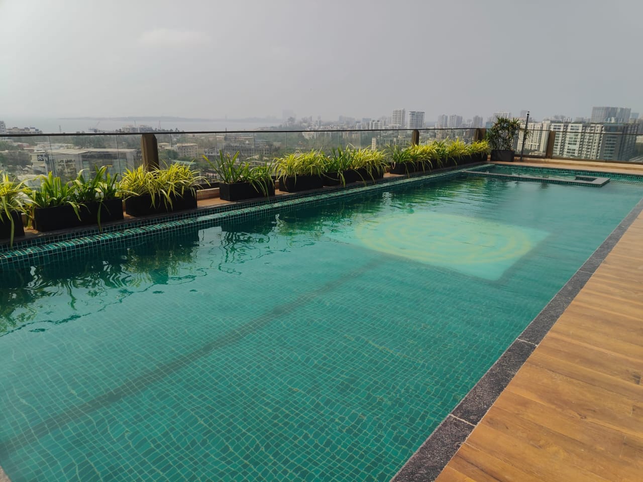 4 BHK Apartment for Rent in Gulmohar Cross rd no.12 Mumbai