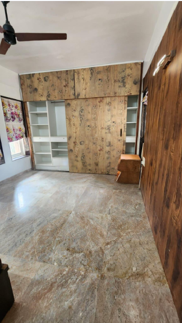 3 BHK Apartment for Rent in North Avenue Road Mumbai