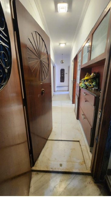 3 BHK Apartment for Rent in North Avenue Road Mumbai