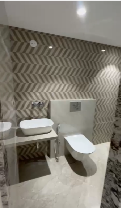 2 BHK Apartment for Rent in Khar West Mumbai