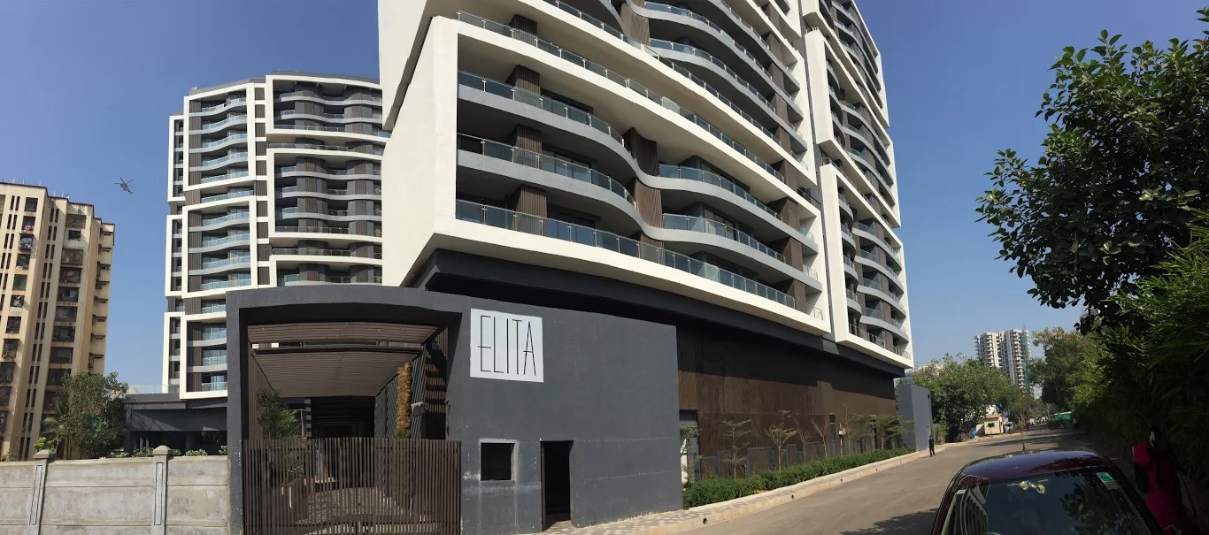 3 BHK Apartment for Sale in Andheri West Mumbai