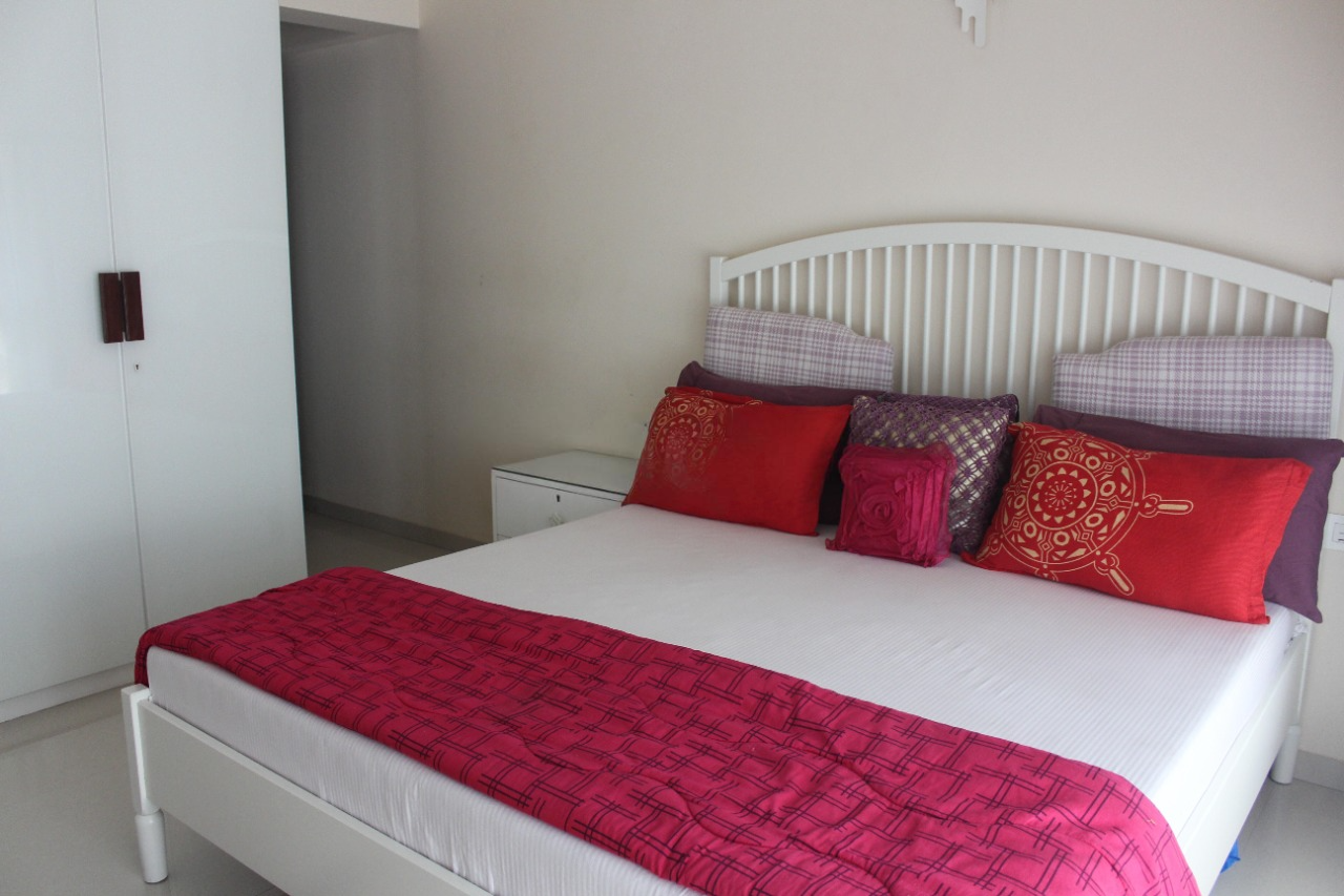3 BHK Apartment for Sale in 16th Road Mumbai