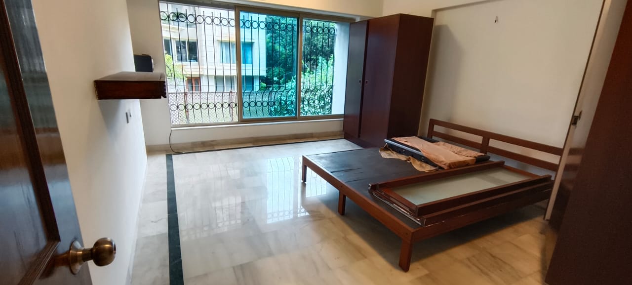 3 BHK Apartment for Rent in Bandra West Mumbai