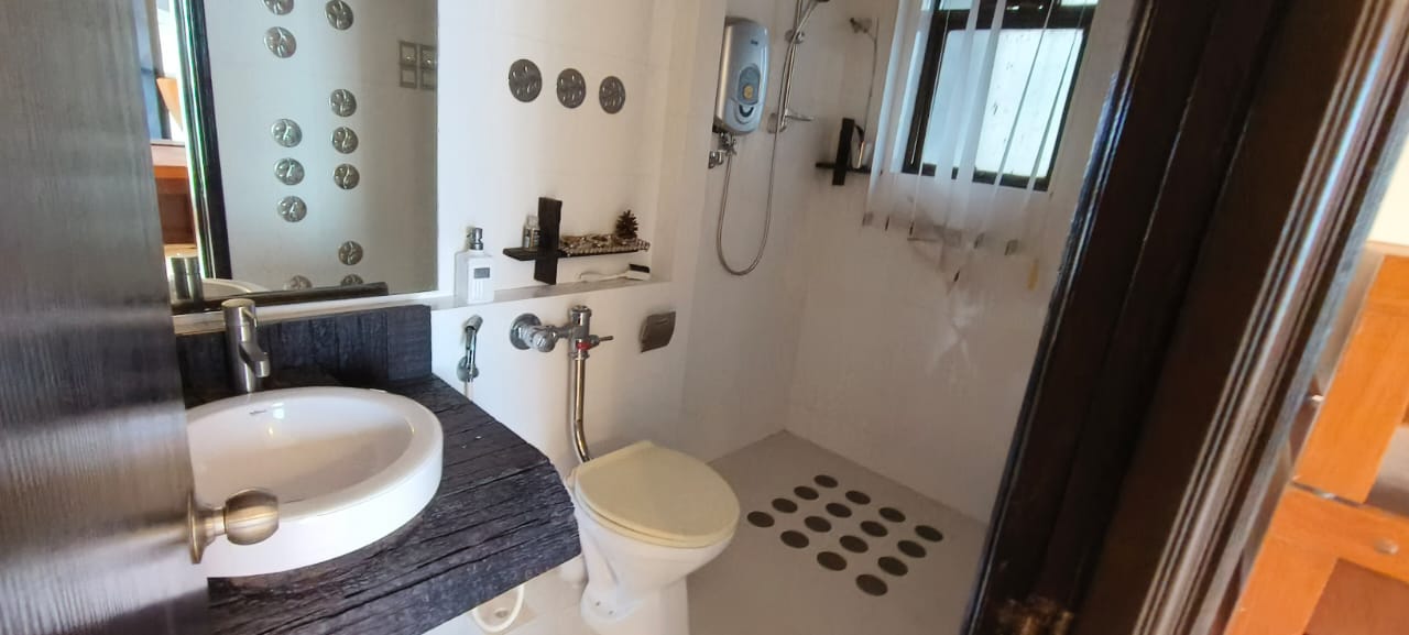 3 BHK Apartment for Rent in Bandra West Mumbai