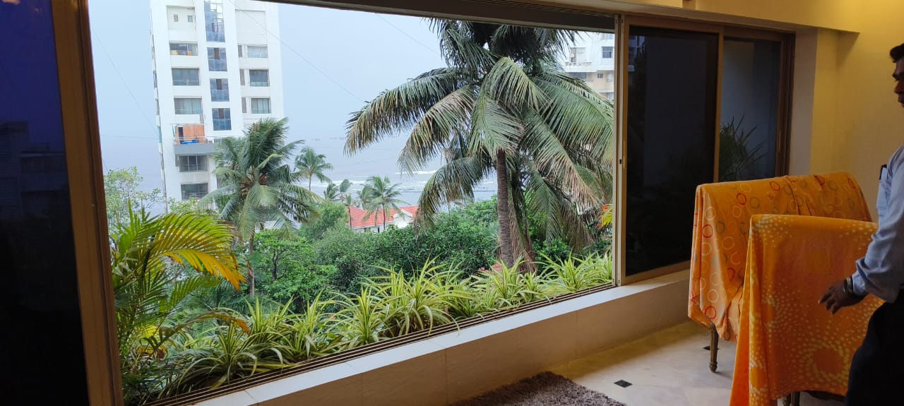 3 BHK Apartment for Rent in Bandra West Mumbai